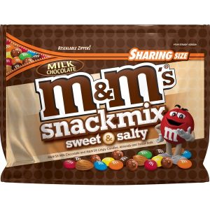 M&M Milk Choc Snack Mix Sweet & Savoury 226.g